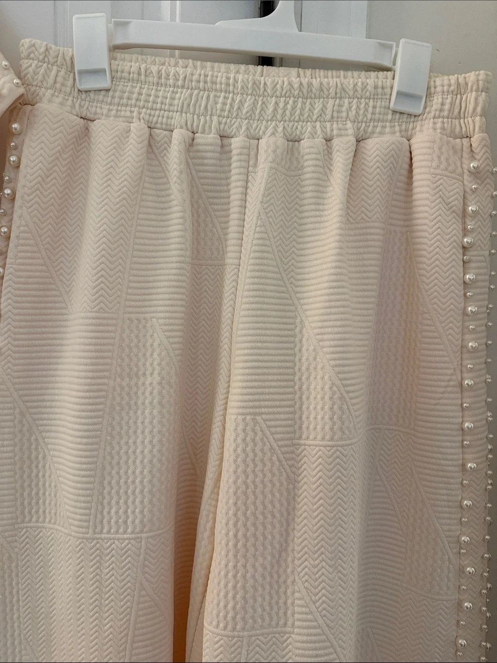 Umgee Cream Pearl-Accent Short Sleeve Blouse - Picture 5 of 7